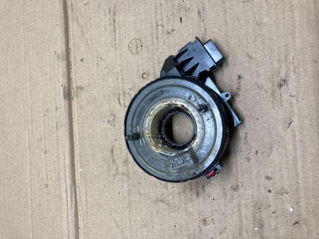 bontott VW GOLF V Légzsák Átvezető Szalagkábel