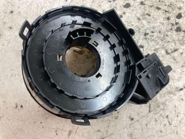 bontott VW GOLF V Légzsák Átvezető Szalagkábel