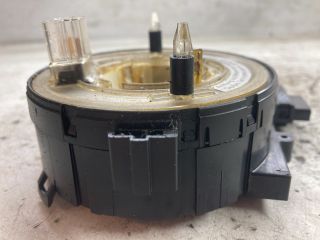 bontott VW GOLF V Légzsák Átvezető Szalagkábel