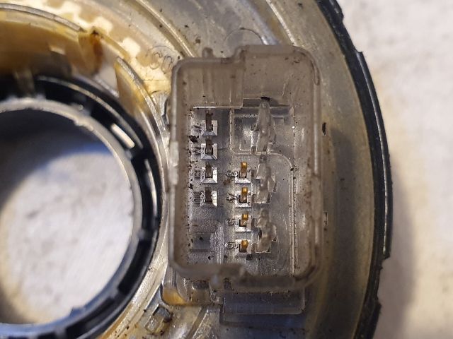 bontott VW GOLF V Légzsák Átvezető Szalagkábel