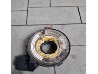 bontott VW GOLF V Légzsák Átvezető Szalagkábel