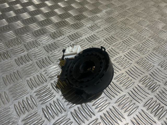 bontott VW GOLF V Légzsák Átvezető Szalagkábel