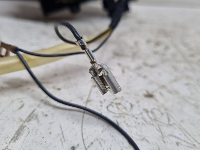 bontott VW GOLF V Légzsák Átvezető Szalagkábel