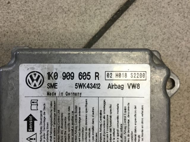 bontott VW GOLF V Légzsák Elektronika