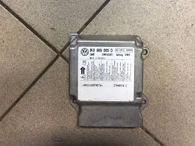 bontott VW GOLF V Légzsák Elektronika