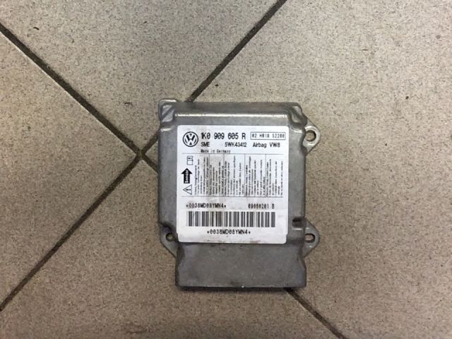 bontott VW GOLF V Légzsák Elektronika