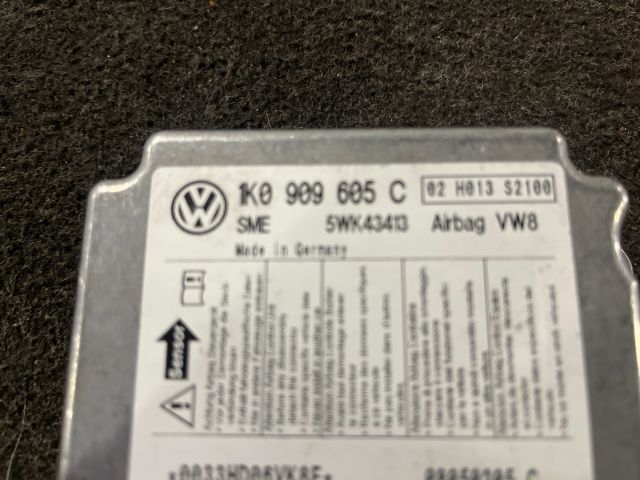 bontott VW GOLF V Légzsák Elektronika