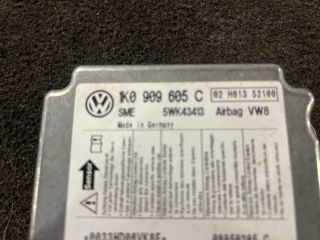 bontott VW GOLF V Légzsák Elektronika