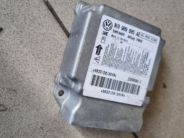 bontott VW GOLF V Légzsák Elektronika