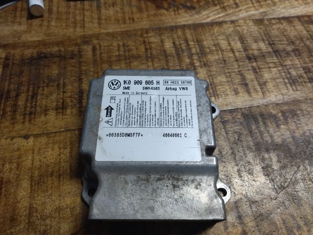 bontott VW GOLF V Légzsák Elektronika