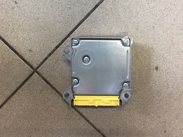 bontott VW GOLF V Légzsák Elektronika