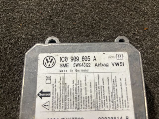 bontott VW GOLF V Légzsák Elektronika