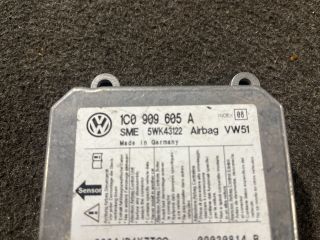 bontott VW GOLF V Légzsák Elektronika