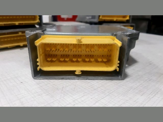 bontott VW GOLF V Légzsák Elektronika