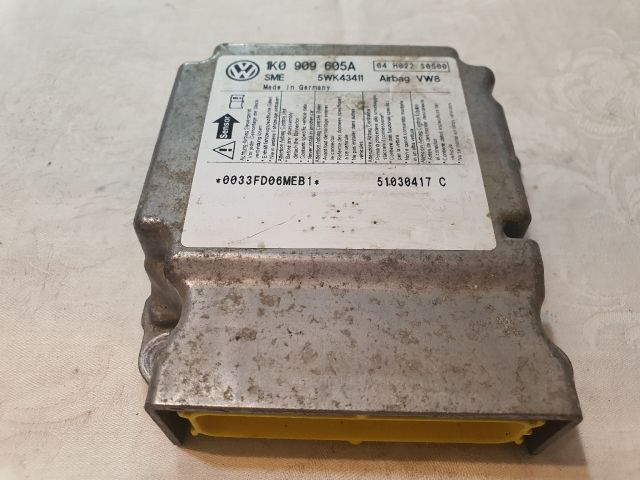 bontott VW GOLF V Légzsák Elektronika