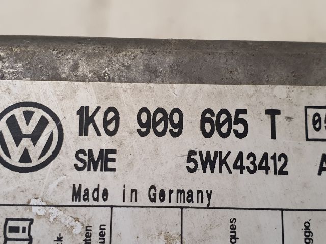 bontott VW GOLF V Légzsák Elektronika