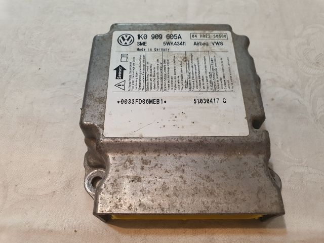 bontott VW GOLF V Légzsák Elektronika