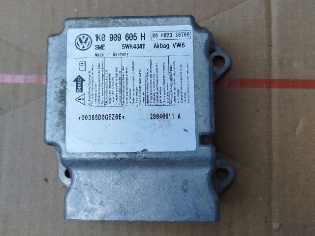 bontott VW GOLF V Légzsák Elektronika