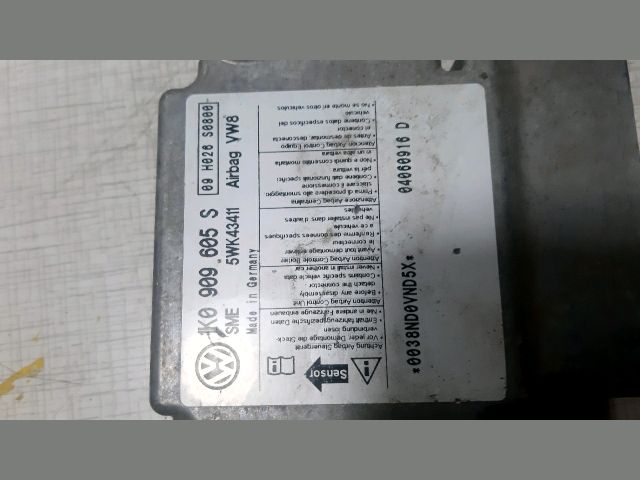 bontott VW GOLF V Légzsák Elektronika