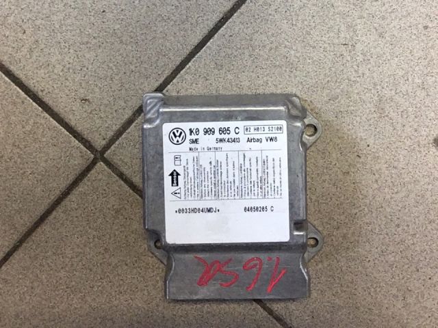 bontott VW GOLF V Légzsák Elektronika