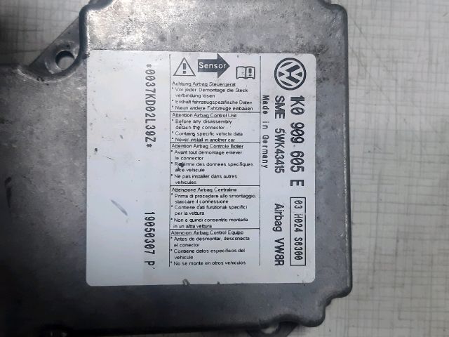 bontott VW GOLF V Légzsák Elektronika