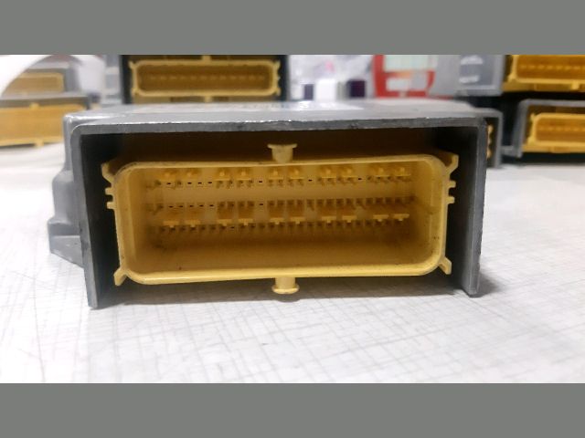 bontott VW GOLF V Légzsák Elektronika