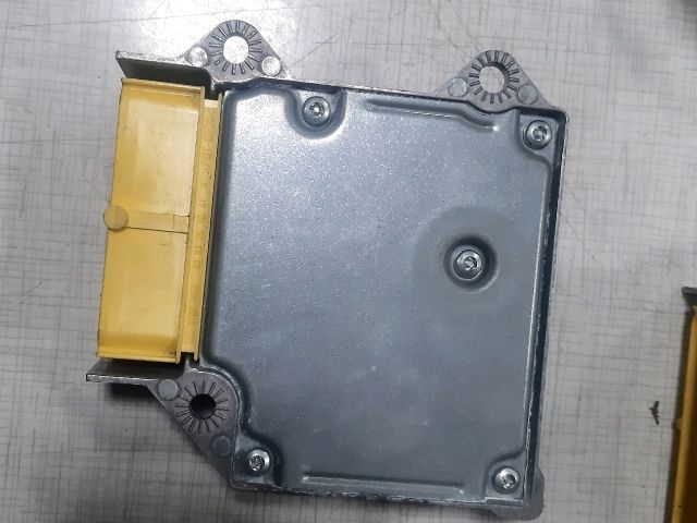 bontott VW GOLF V Légzsák Elektronika