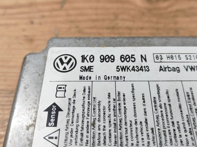 bontott VW GOLF V Légzsák Elektronika