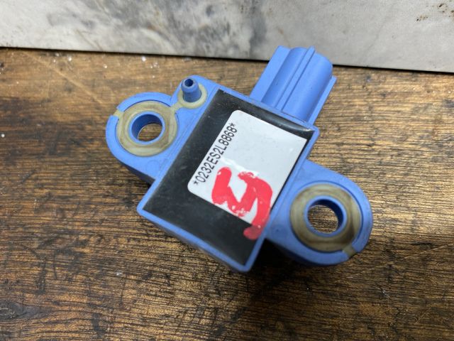 bontott VW GOLF V Légzsák Indító Modul Oldallégzsák