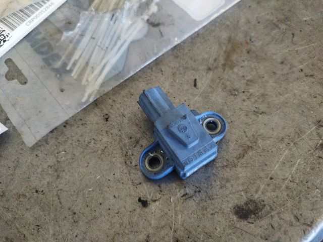 bontott VW GOLF V Légzsák Indító Modul Oldallégzsák