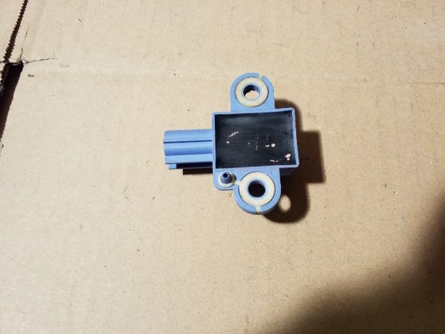 bontott VW GOLF V Légzsák Indító Modul Oldallégzsák