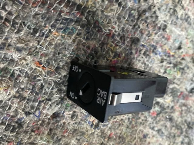 bontott VW GOLF V Légzsák Kapcsoló