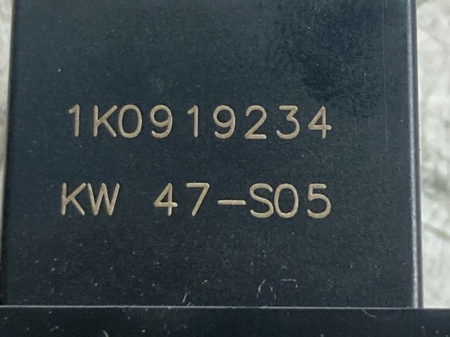 bontott VW GOLF V Légzsák Kapcsoló