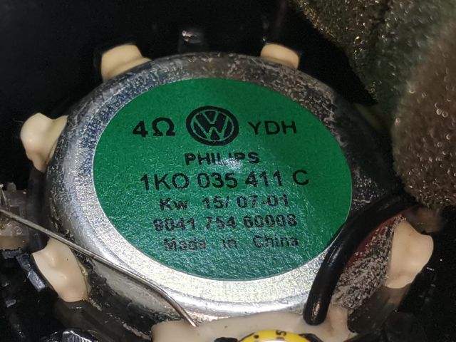 bontott VW GOLF V Magassugárzó Hangszóró