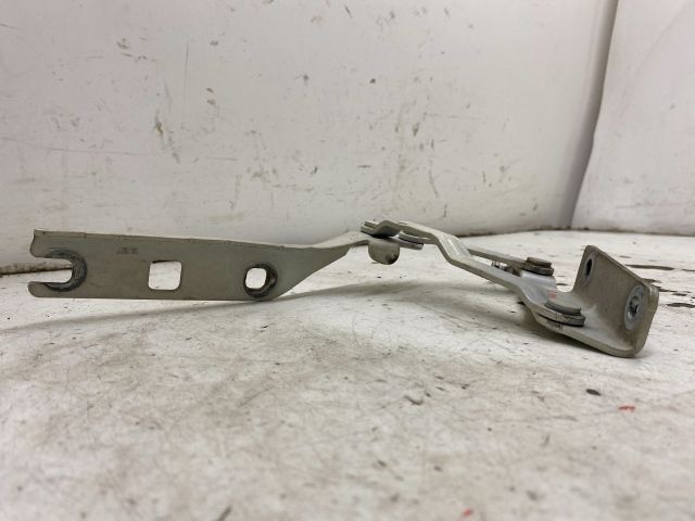 bontott VW GOLF V Motorháztető Bal Zsanér