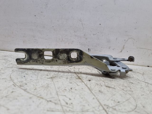 bontott VW GOLF V Motorháztető Bal Zsanér