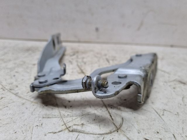 bontott VW GOLF V Motorháztető Bal Zsanér