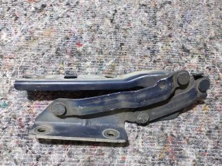 bontott VW GOLF V Motorháztető Bal Zsanér