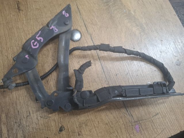 bontott VW GOLF V Motorháztető Jobb Zsanér