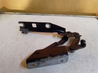 bontott VW GOLF V Motorháztető Jobb Zsanér