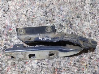 bontott VW GOLF V Motorháztető Jobb Zsanér