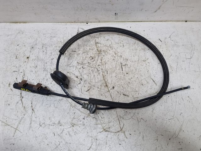 bontott VW GOLF V Motorháztető Nyitó Bowden