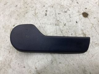 bontott VW GOLF V Motorháztető Nyitó Kar / Gomb