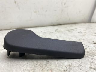 bontott VW GOLF V Motorháztető Nyitó Kar / Gomb