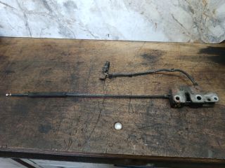 bontott VW GOLF V Motorháztető Zárszerkezet