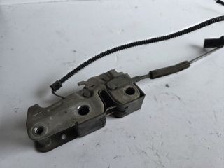 bontott VW GOLF V Motorháztető Zárszerkezet