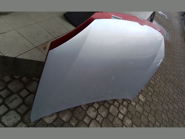 bontott VW GOLF V Motorháztető