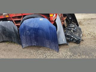 bontott VW GOLF V Motorháztető