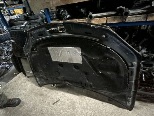 bontott VW GOLF V Motorháztető