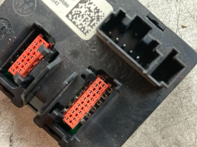 bontott VW GOLF V Multikormány Elektronika